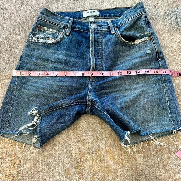 NWOT Agolde Rumi Shorts. Size 24. 100% cotton. - Picture 5 of 12